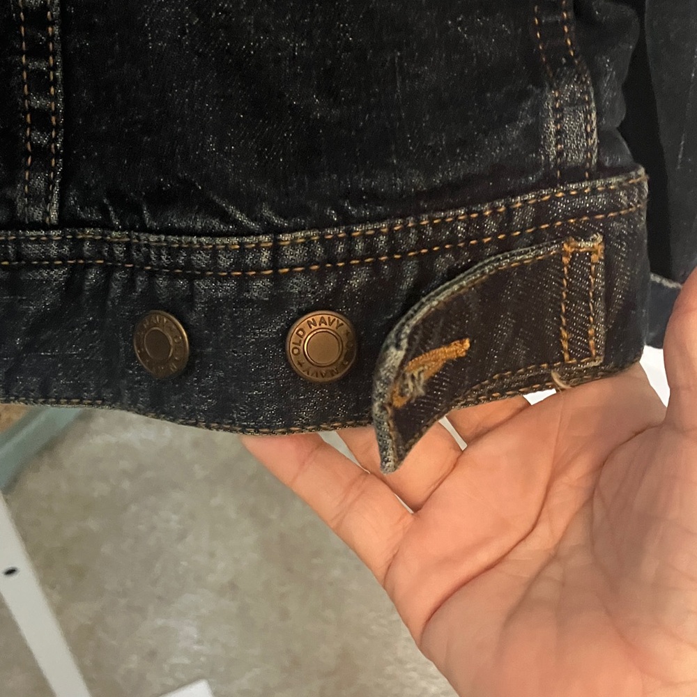 Old Navy Built-In Flex Denim Jacket in Indigo - Picture 5 of 6